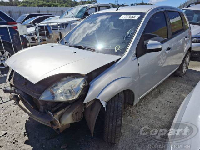 2006 FORD FIESTA 