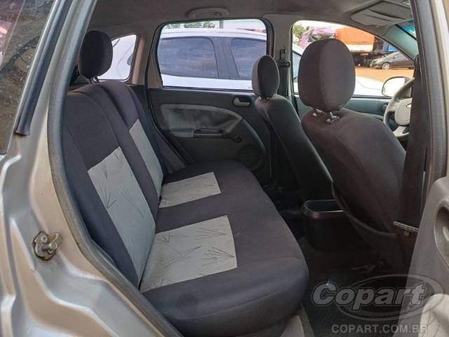 2010 FORD FIESTA 