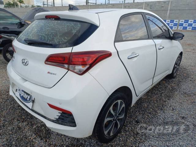 2017 HYUNDAI HB20 
