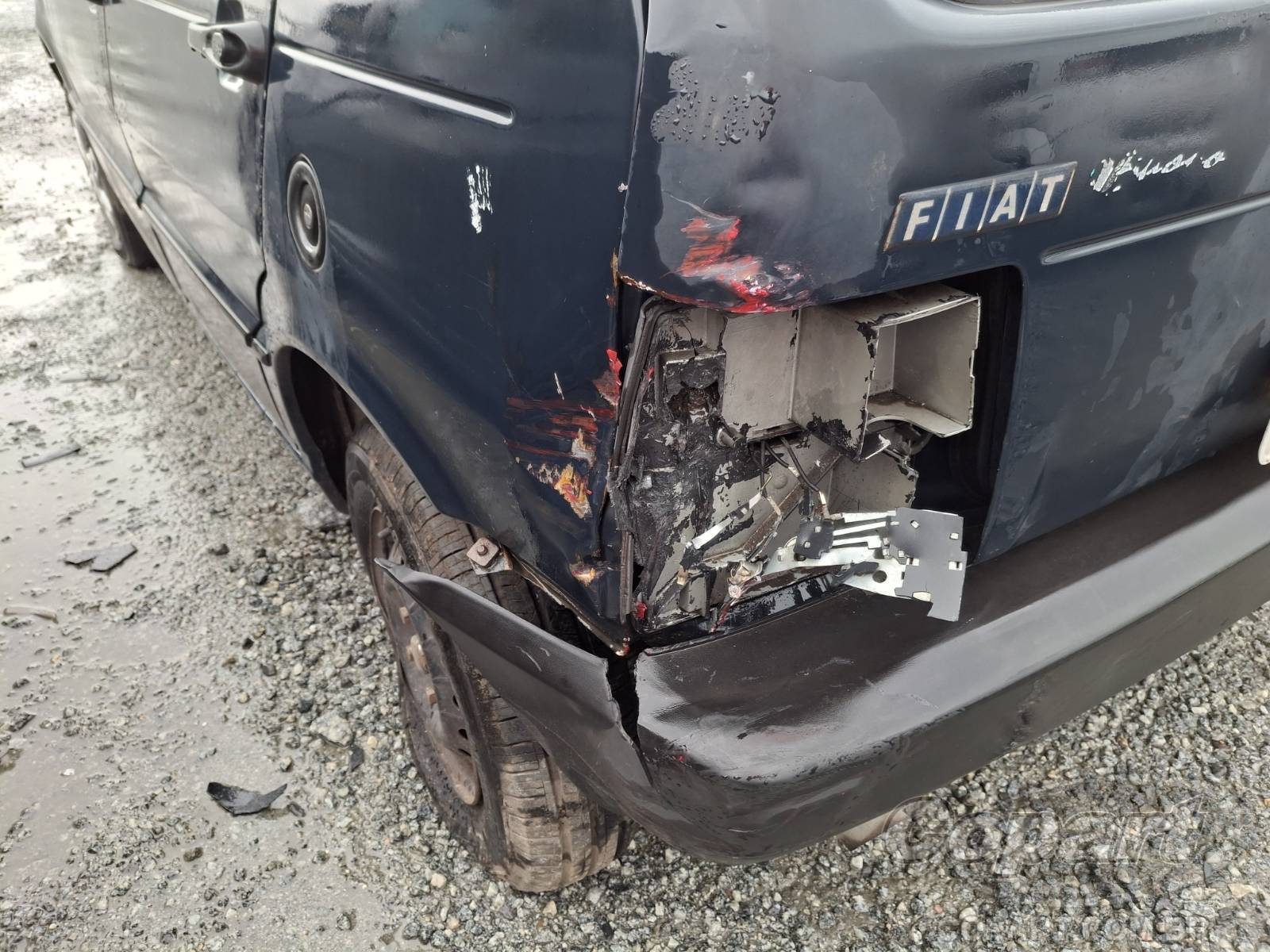Foto 11 de 14: 2001 FIAT UNO