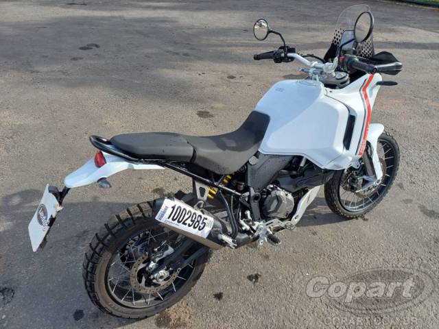 2024 DUCATI DESERTX 