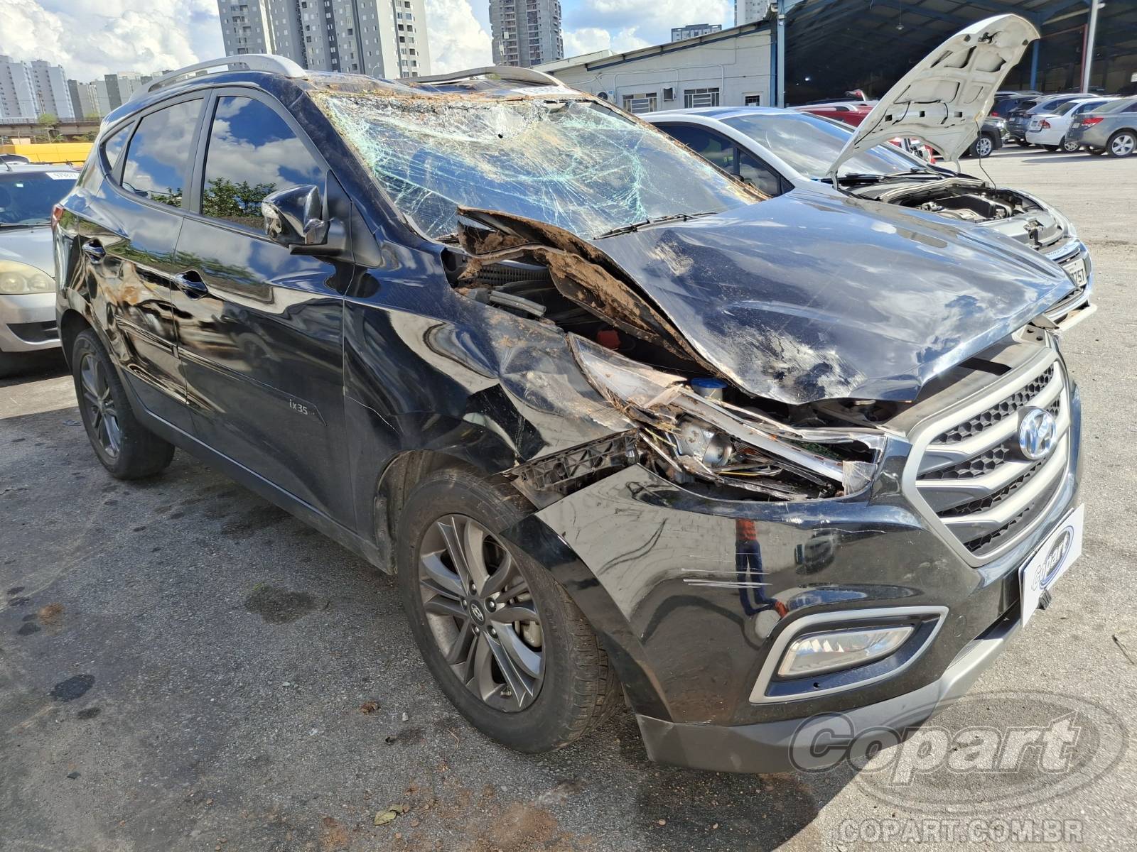 Veículo Hyundai IX35 Hyundai IX35 GL 2.0 16V 2020 Médio Dano 2020 em leilão