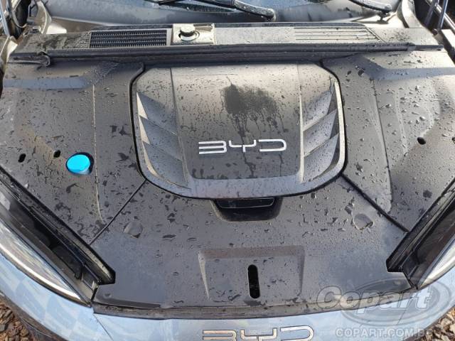 2025 BYD SEAL 