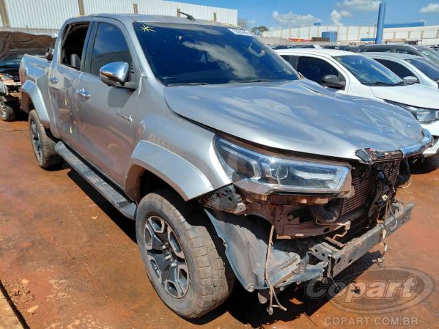 2024 TOYOTA HILUX CD 