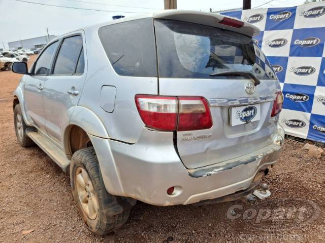 2009 TOYOTA HILUX SW4 