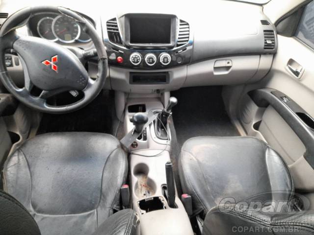 2010 MITSUBISHI L200 TRITON 