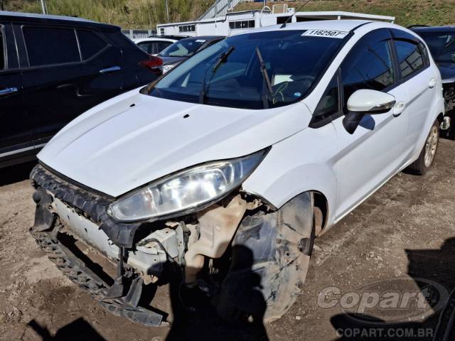 2015 FORD FIESTA 