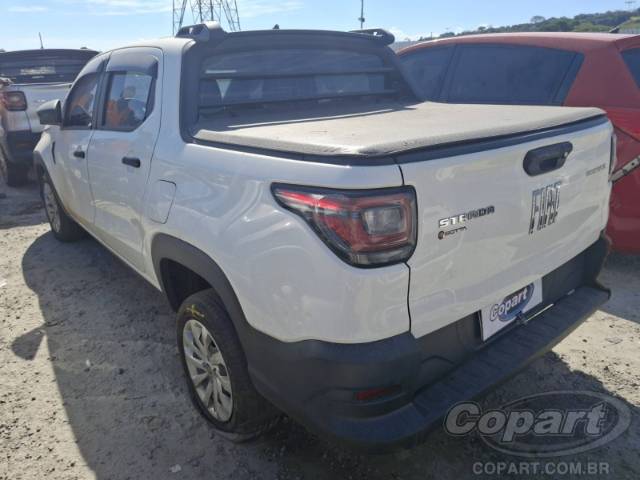 2022 FIAT STRADA CD 