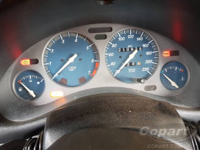 2004 CHEVROLET CORSA SEDAN 