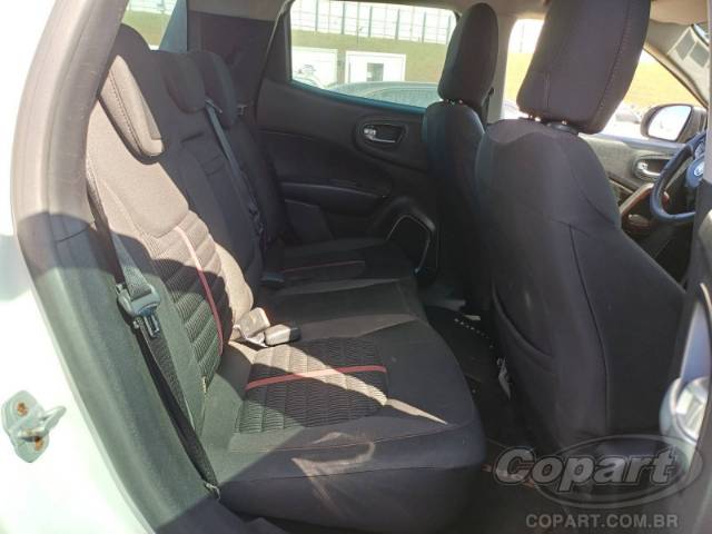 2017 FIAT TORO 