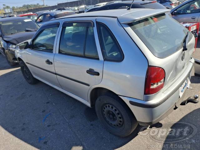 2002 VOLKSWAGEN GOL 