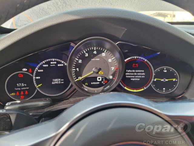 2022 PORSCHE CAYENNE 
