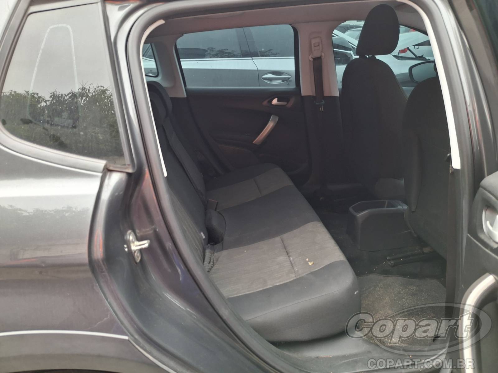 Foto 6 de 10: 2022 PEUGEOT 2008