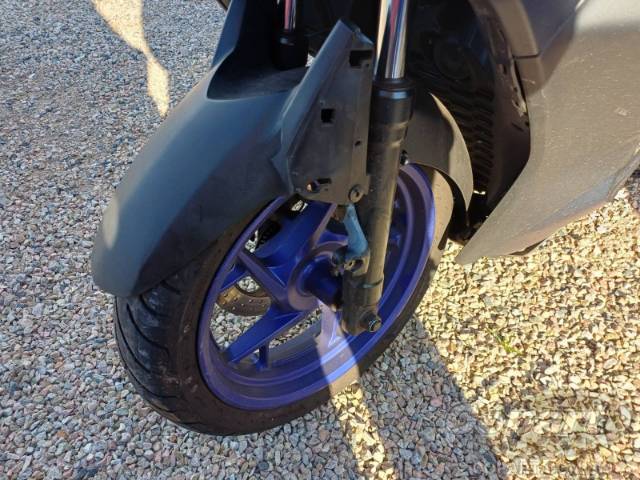 2025 YAMAHA XMAX 