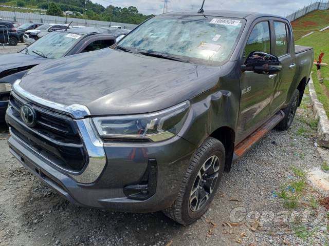 2025 TOYOTA HILUX CD 