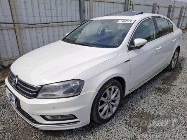 2014 VOLKSWAGEN PASSAT 