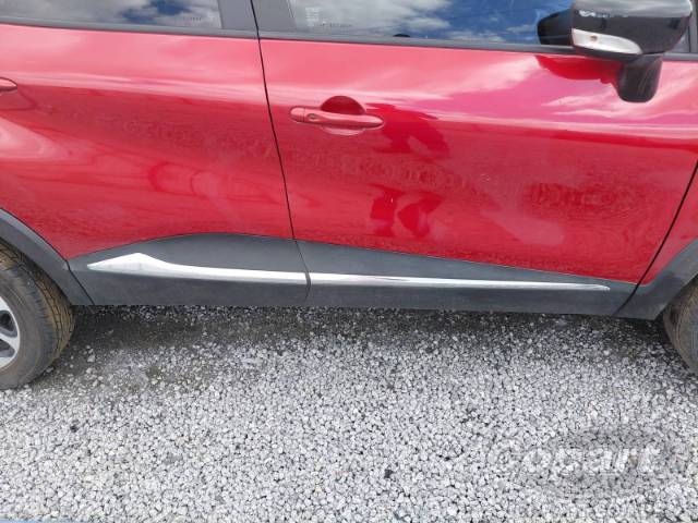 2021 RENAULT CAPTUR 