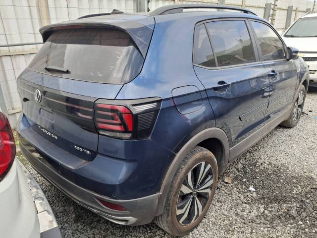 2022 VOLKSWAGEN T-CROSS 