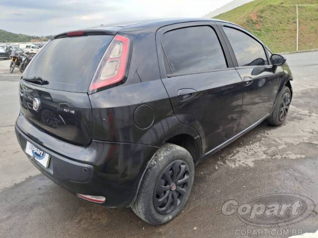 2014 FIAT PUNTO 