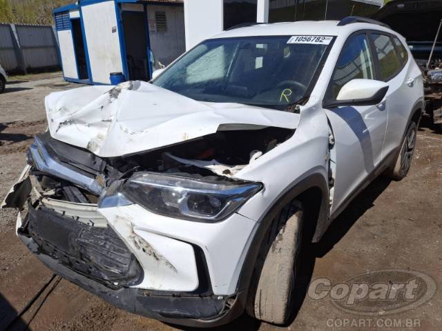 2025 CHEVROLET TRACKER 