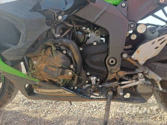 2025 KAWASAKI NINJA ZX-6R 