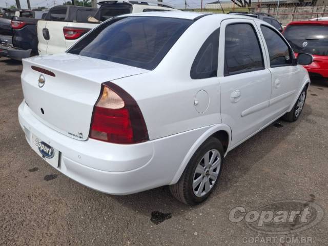 2010 CHEVROLET CORSA SEDAN 