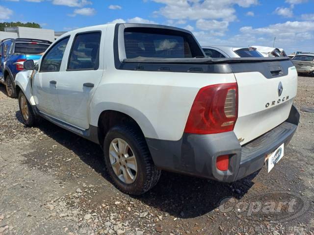 2019 RENAULT DUSTER OROCH 