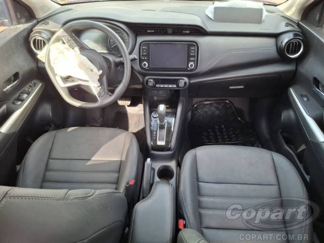 2024 NISSAN KICKS 