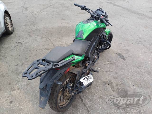 2025 BAJAJ DOMINAR 