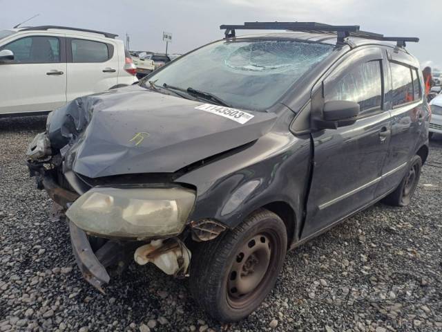 2011 VOLKSWAGEN FOX 
