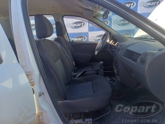 2009 RENAULT LOGAN 