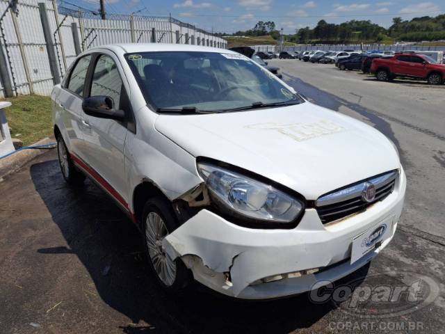 2016 FIAT GRAND SIENA 