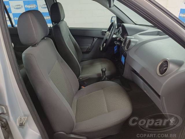 2009 VOLKSWAGEN GOL 