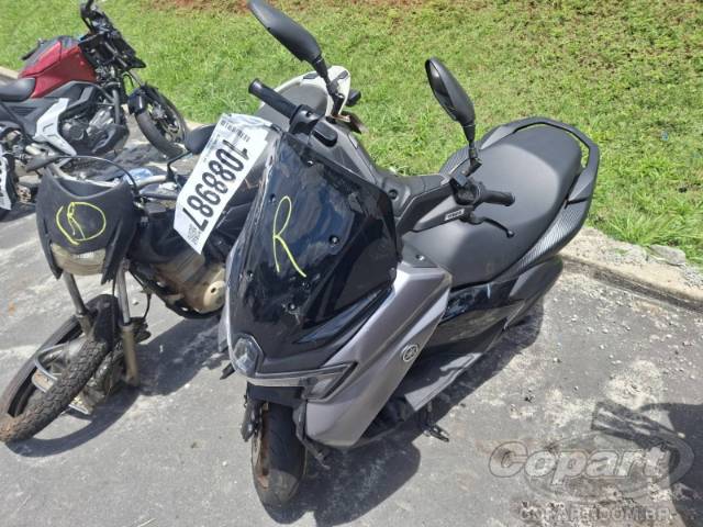 2025 YAMAHA NMAX 