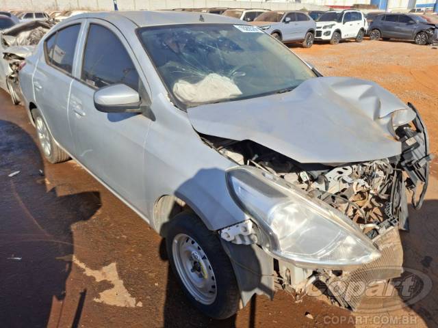 2017 NISSAN VERSA 