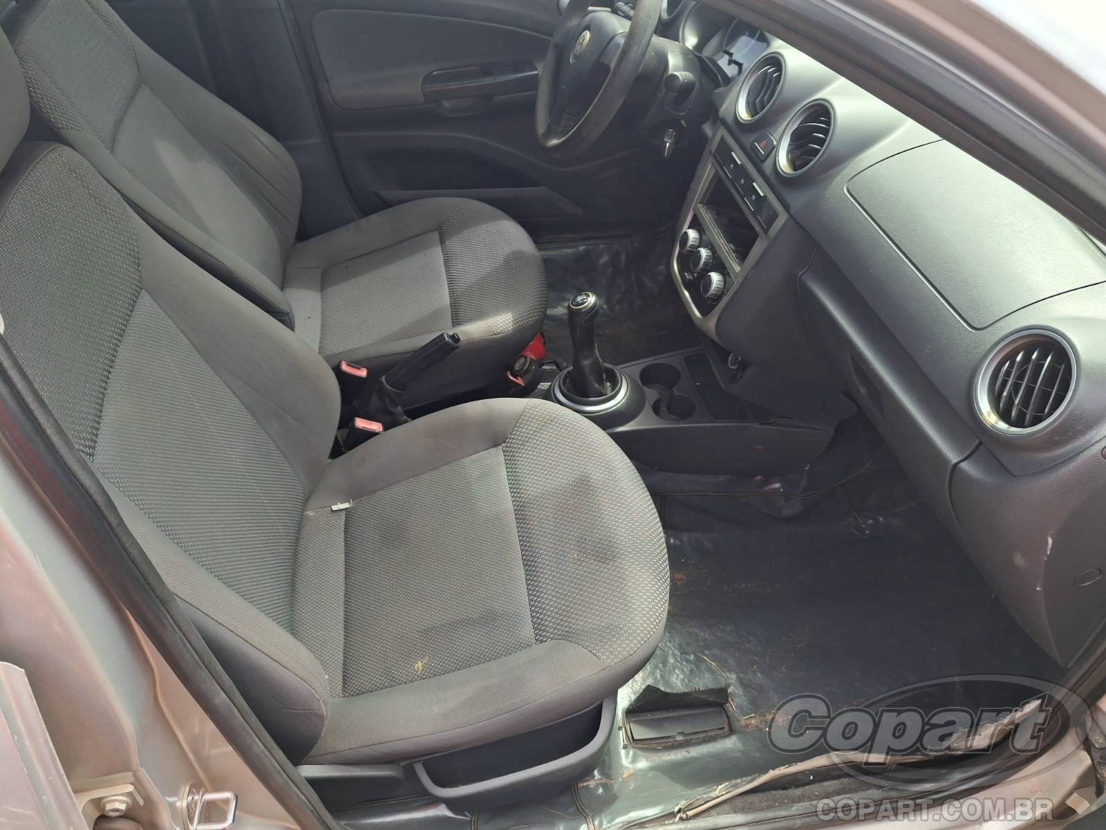 2013 VOLKSWAGEN VOYAGE — foto 5 de 10