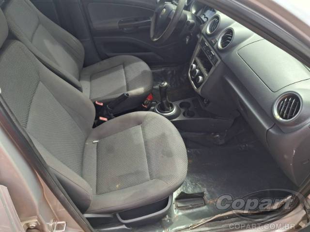 2013 VOLKSWAGEN VOYAGE 