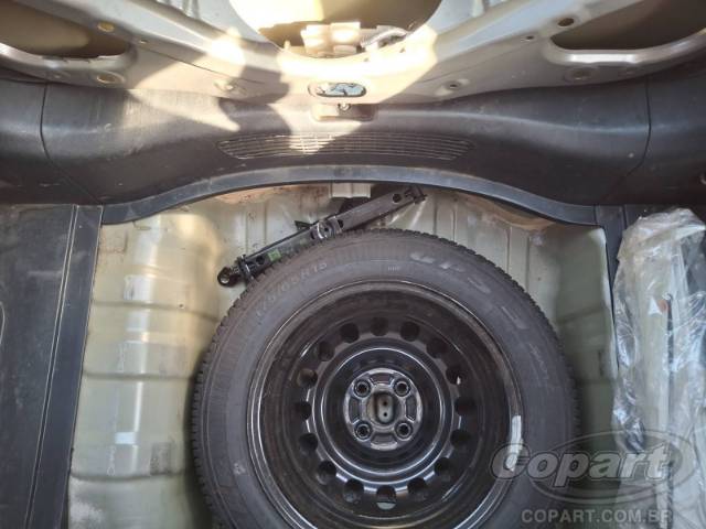 2010 HONDA FIT 