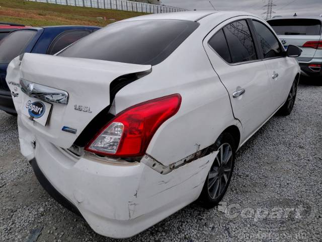 2018 NISSAN VERSA 