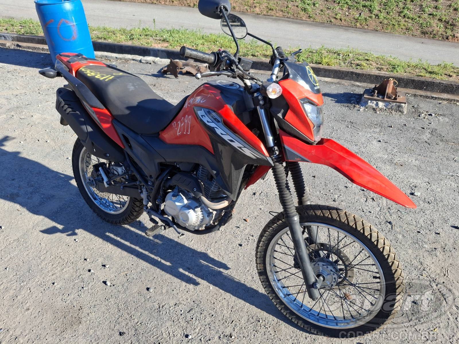 Honda NXR 160 2025 em leilão