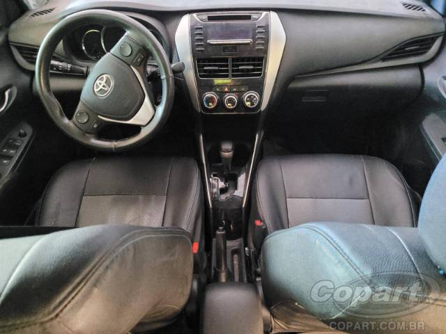 2019 TOYOTA YARIS SEDA 