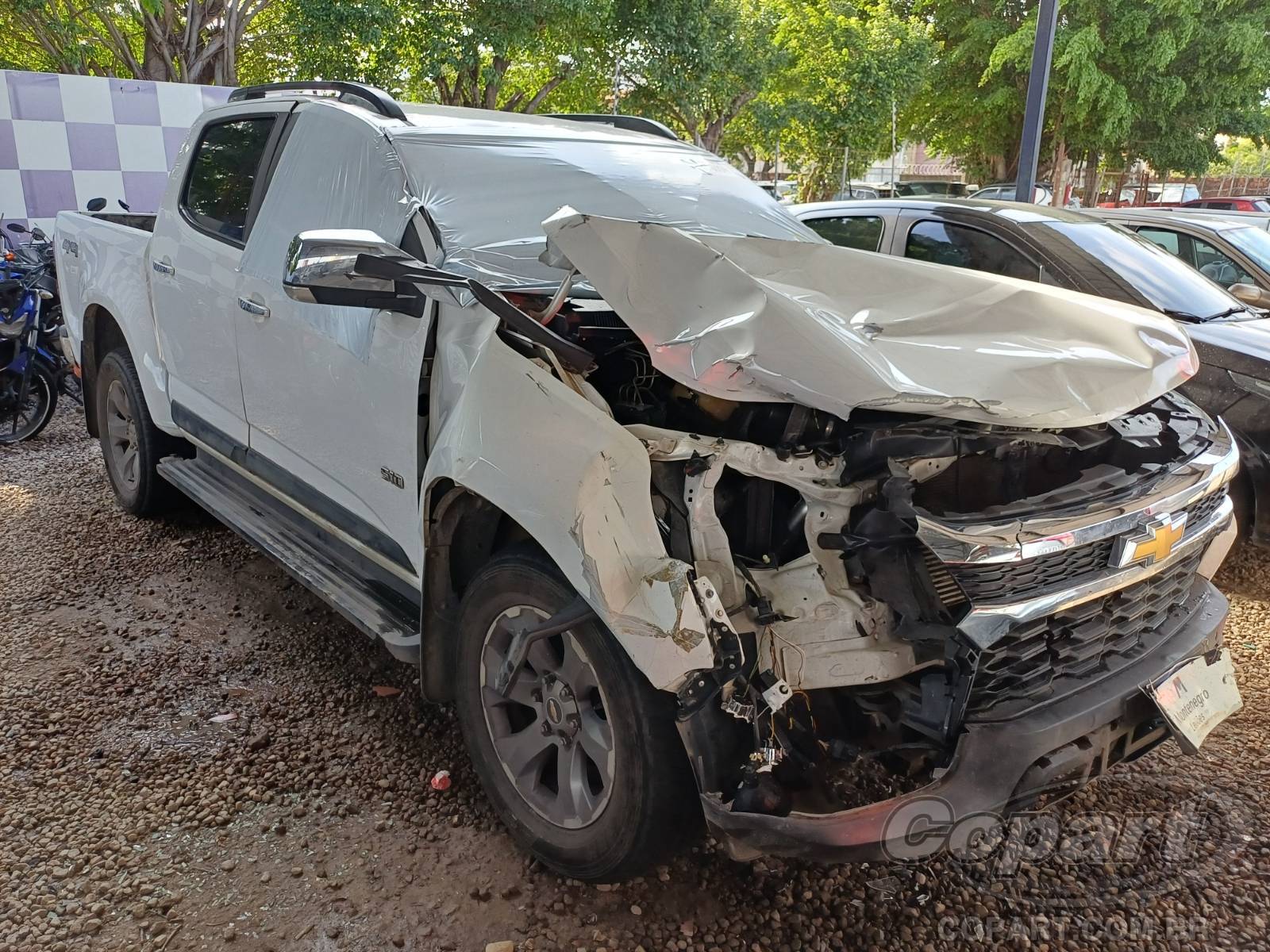 Chevrolet S10 Cabine Dupla LTZ 2.8 CTDI 2022 Médio Dano Frontal