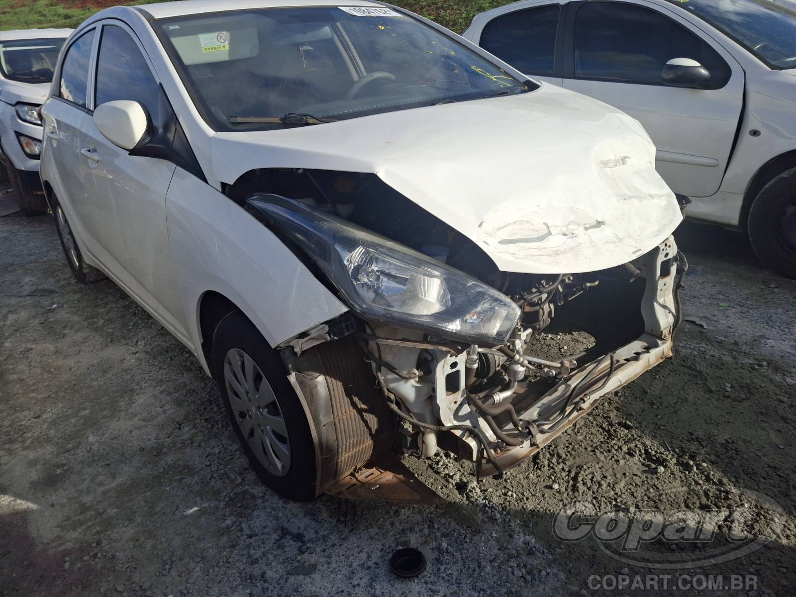 HYUNDAI HB20 2015