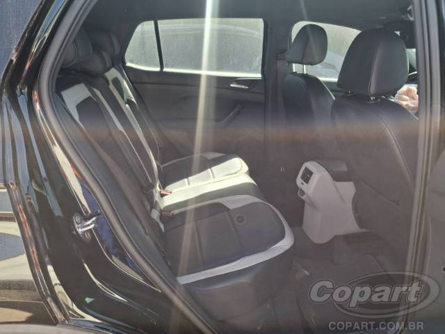 2021 VOLKSWAGEN T-CROSS 