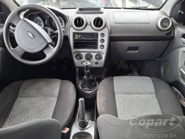 2011 FORD FIESTA 
