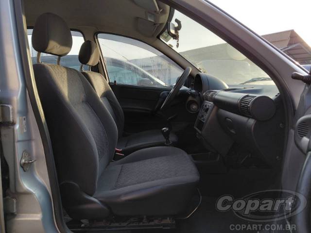 2006 CHEVROLET CLASSIC 