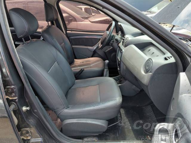 2014 RENAULT DUSTER 