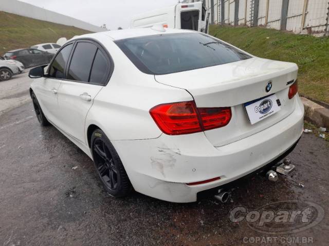2014 BMW SERIE 3 
