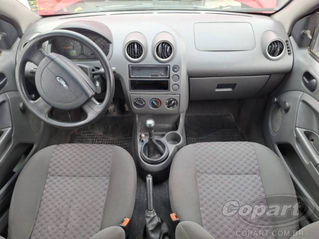2005 FORD FIESTA 