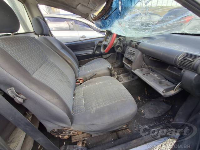 2001 CHEVROLET CORSA PICK-UP 